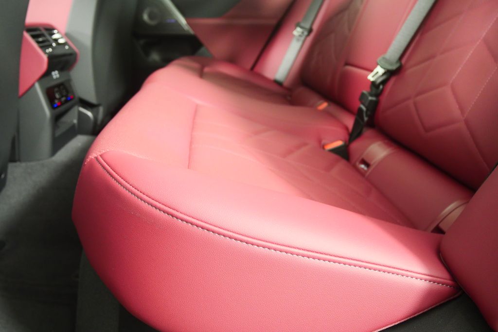 Thumbnail: 2026 BMW 5 Series - 16