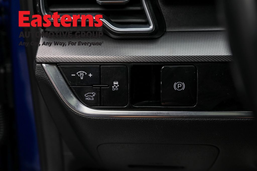 Used 2023 Blue Kia SX image 25