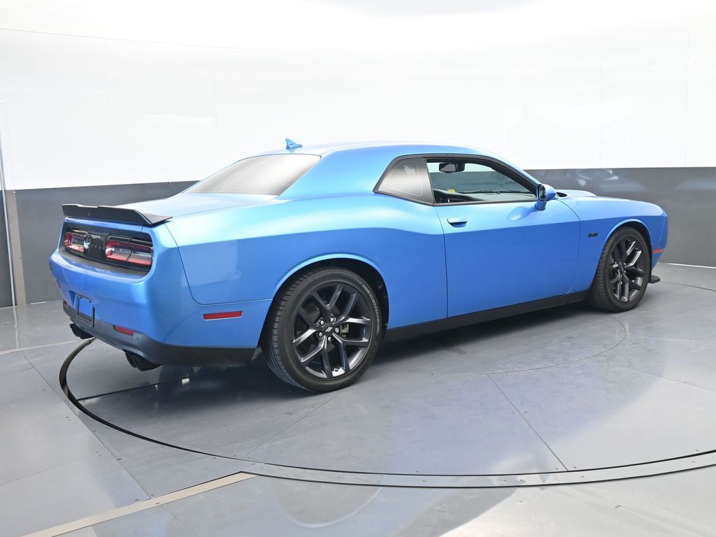 Used 2023 B5 Blue Pearlcoat Dodge R/T image 6