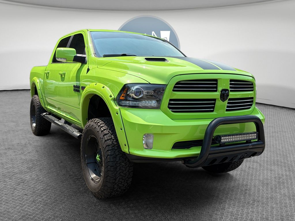 Green (Sublime Metallic Clearcoat) 2017 RAM 1500 Pickup Truck Four-Wheel Drive 8-Speed Automatic