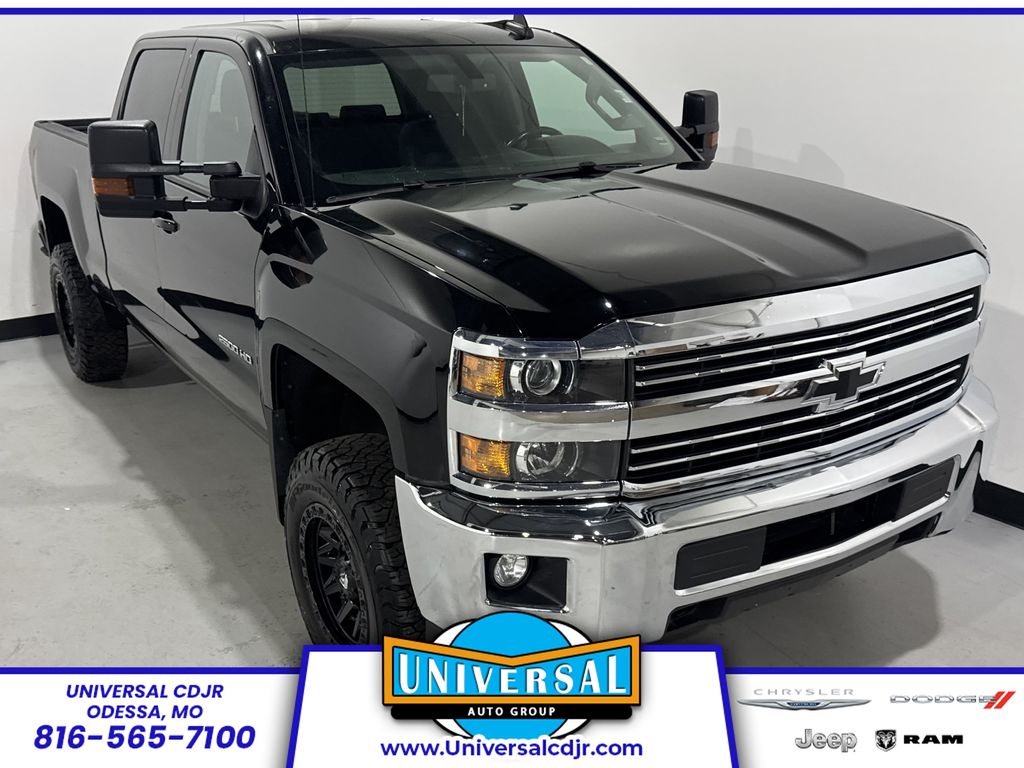 Black 2018 Chevrolet Silverado 2500HD Pickup Truck Four-Wheel Drive 6-Speed Automatic Overdrive