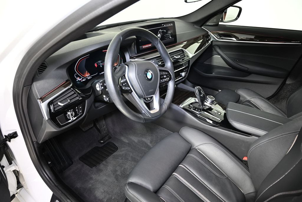 2022 BMW 5 Series 530i xDrive 15