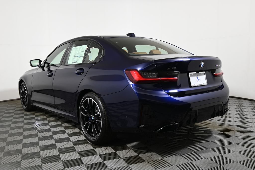 Thumbnail: 2026 BMW 3 Series - 5