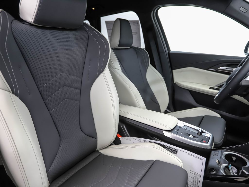 Thumbnail: 2026 BMW X1 - 30