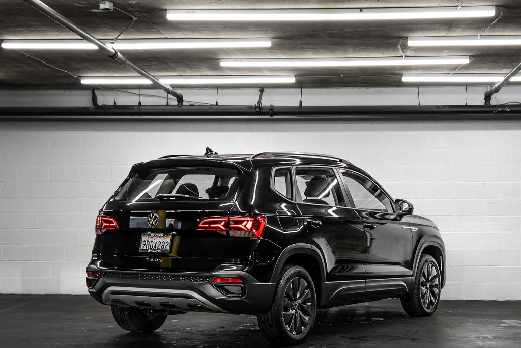 2024 Volkswagen Taos
