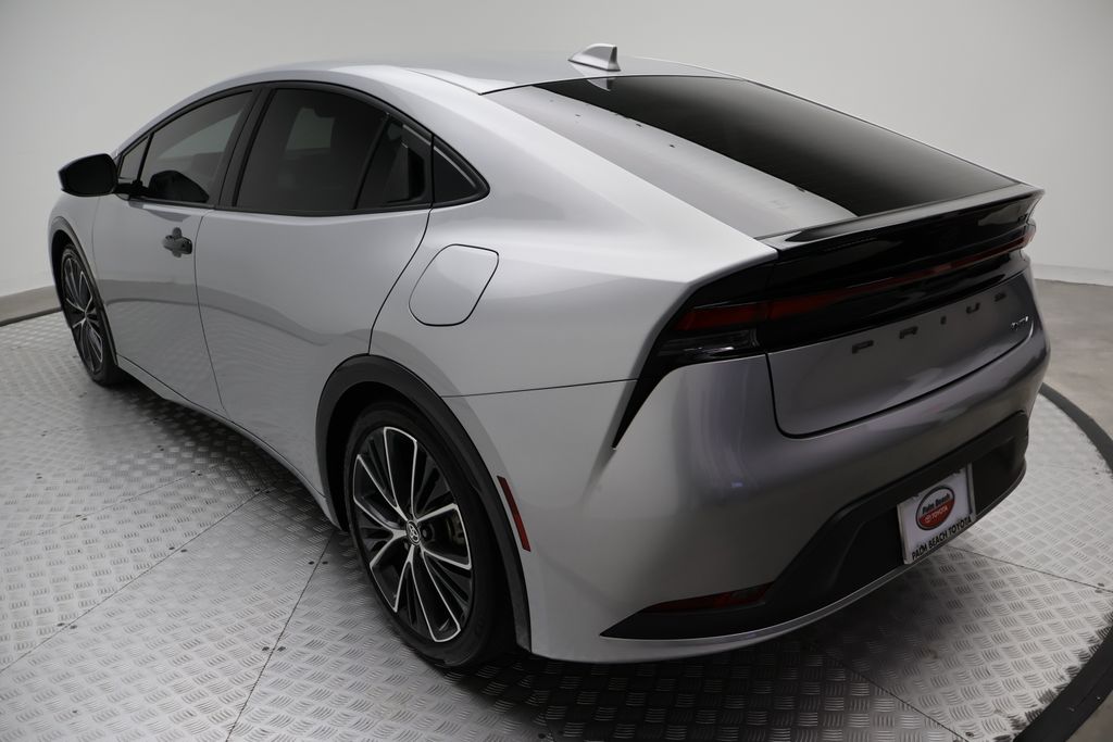 Thumbnail: 2024 Toyota Prius - 11