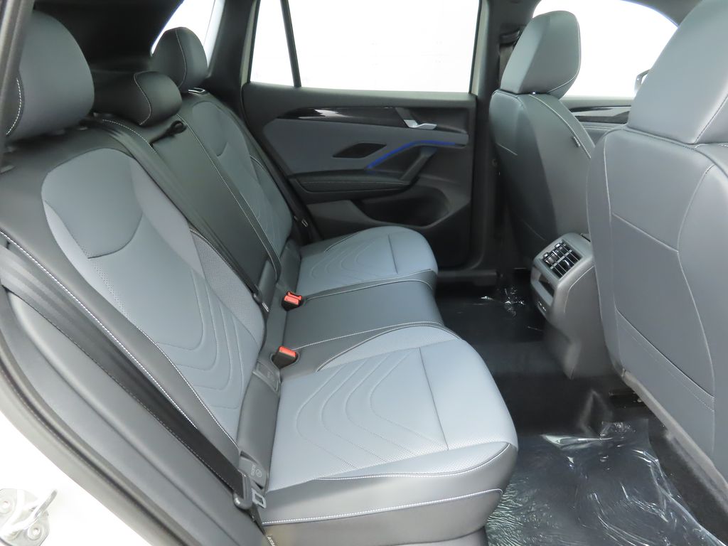 Thumbnail: 2026 Volkswagen Tiguan - 22