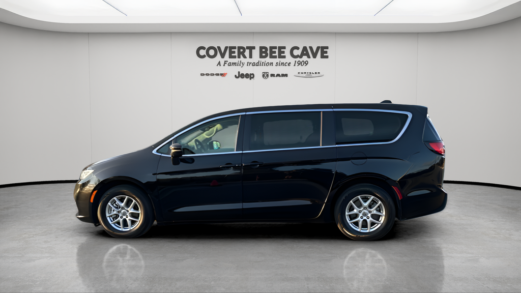 Used Car 2024 Chrysler Pacifica  Touring L For Sale Under $30,000 In Austin, Texas