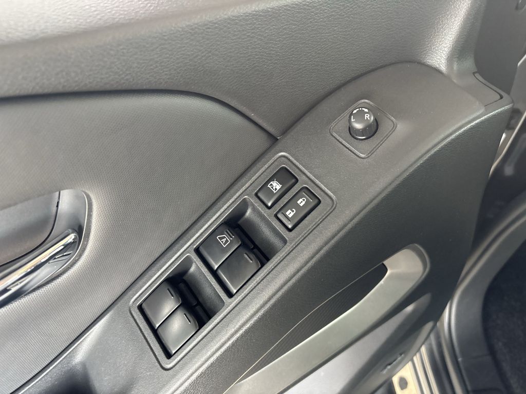 Used 2023 Nissan Frontier Truck
