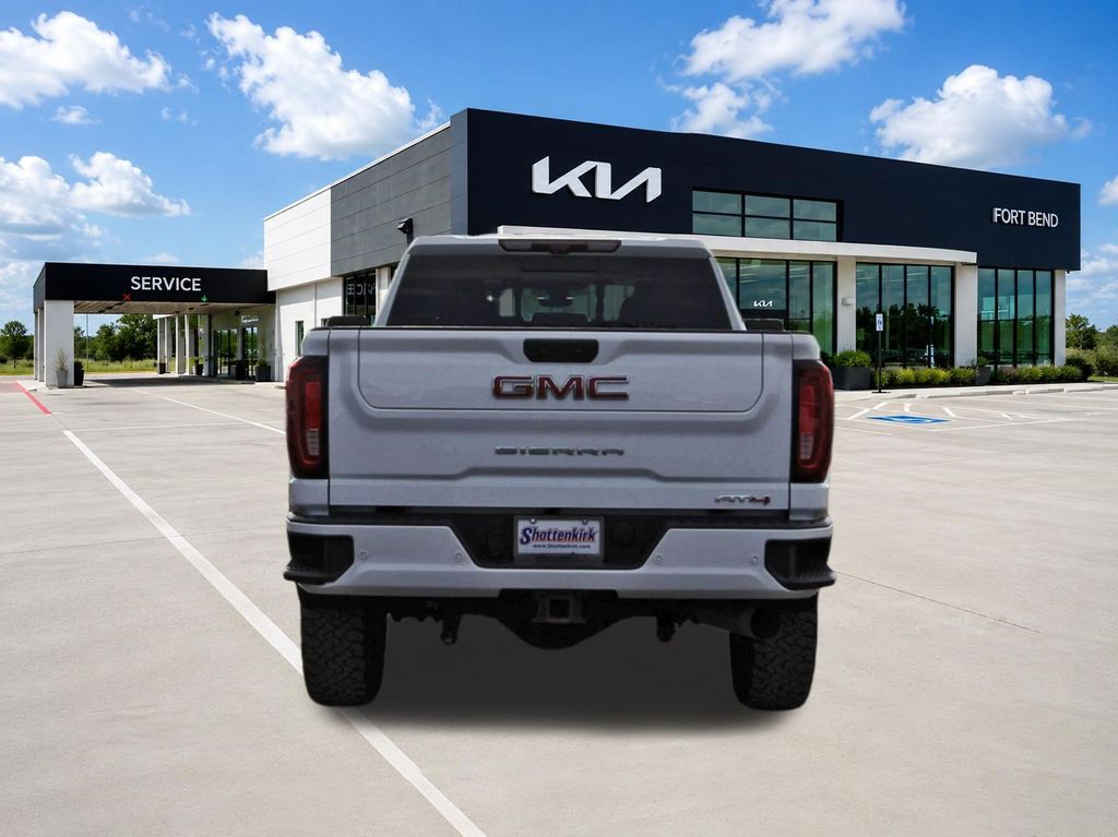 2021 GMC Sierra 2500HD AT4 White at River Oaks CDJR