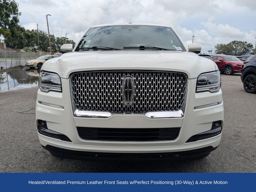 2023 Lincoln Navigator L Reserve