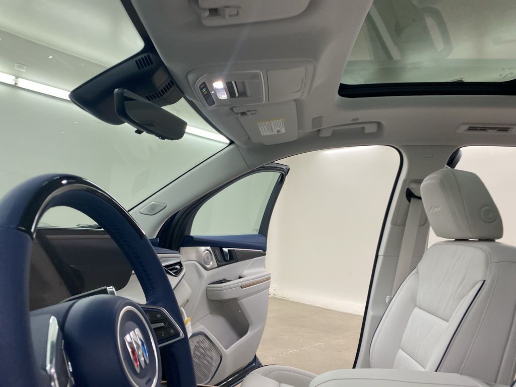 2025 Buick Enclave Avenir photo