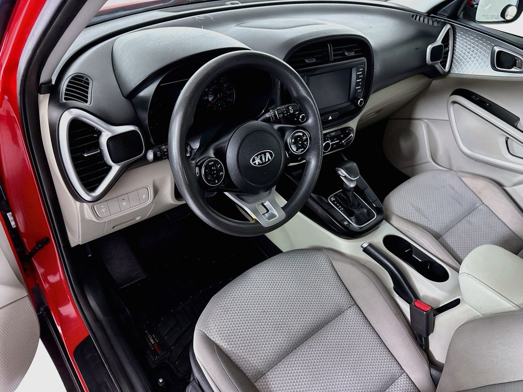 Thumbnail: 2020 Kia Soul - 9
