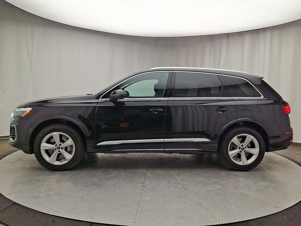 Thumbnail: 2025 Audi Q7 - 7
