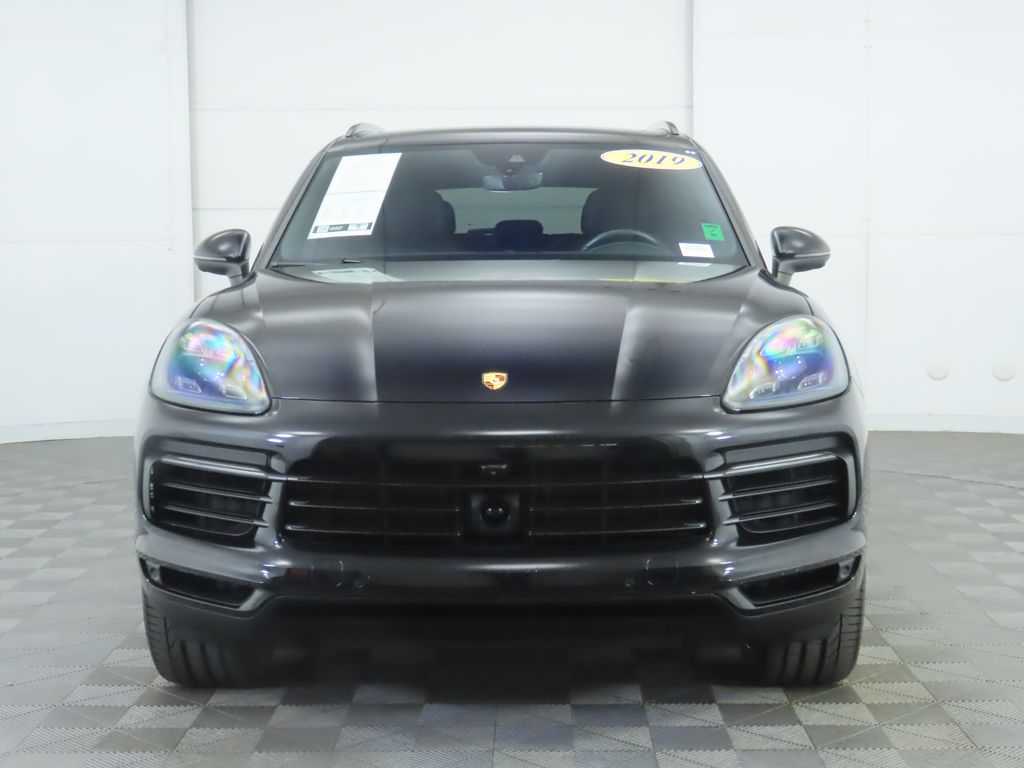 Thumbnail: 2019 Porsche Cayenne - 2