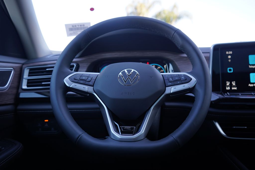 Thumbnail: 2025 Volkswagen Atlas - 13