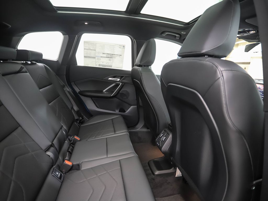 2025 BMW X1 xDrive28i 24