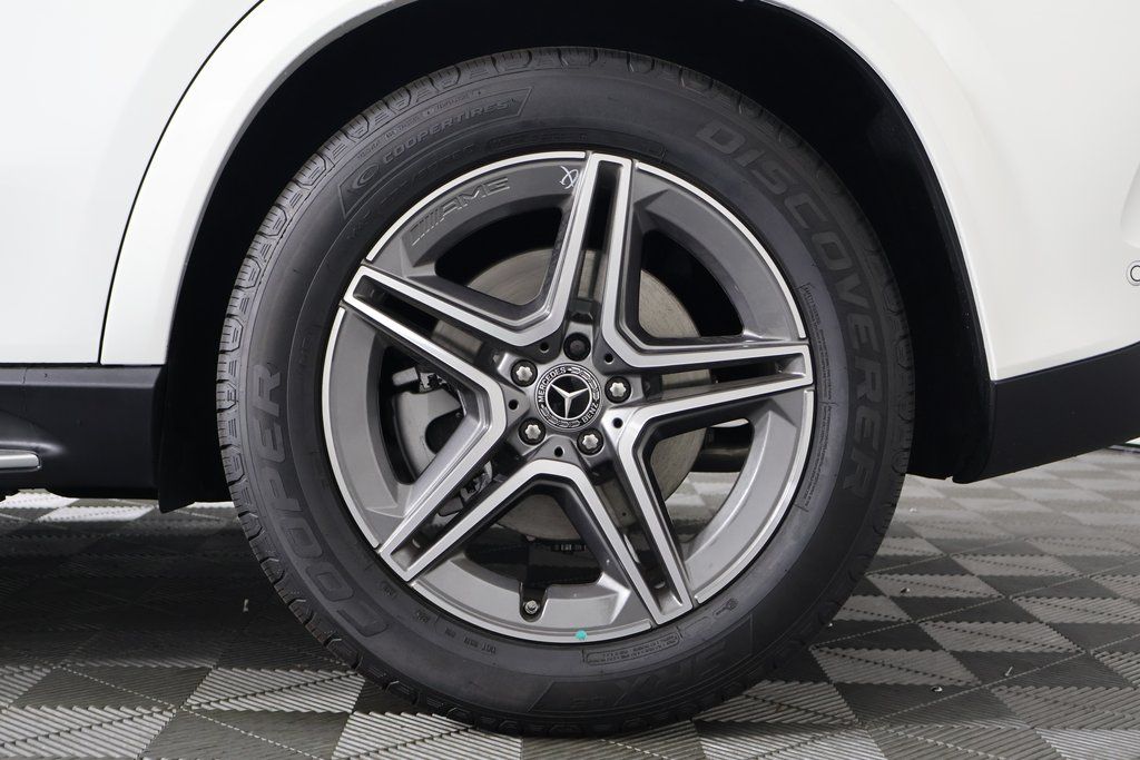 Thumbnail: 2026 Mercedes-Benz GLE - 10