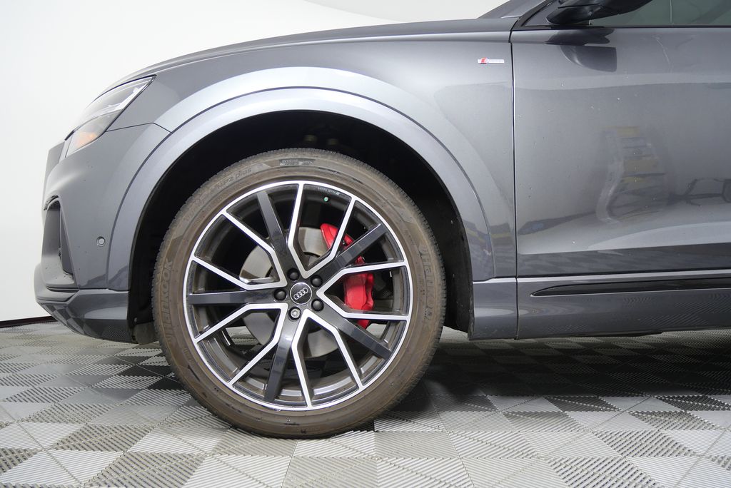 Thumbnail: 2019 Audi Q8 - 7