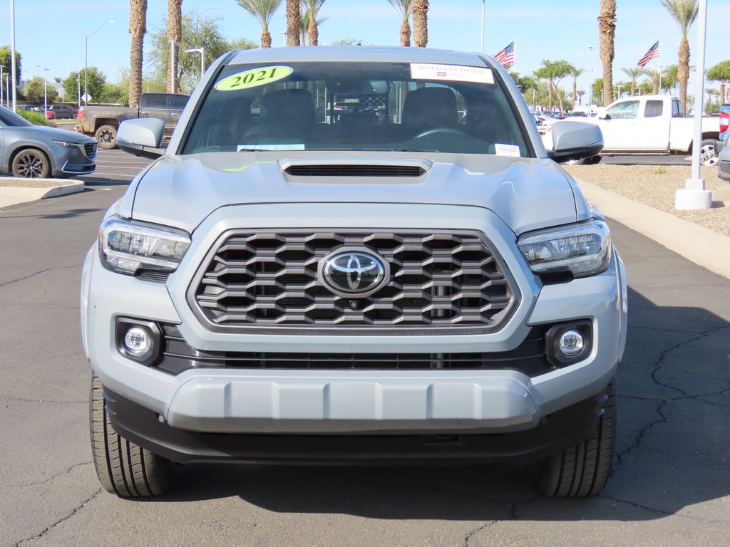 2021 Toyota Tacoma TRD Sport 2