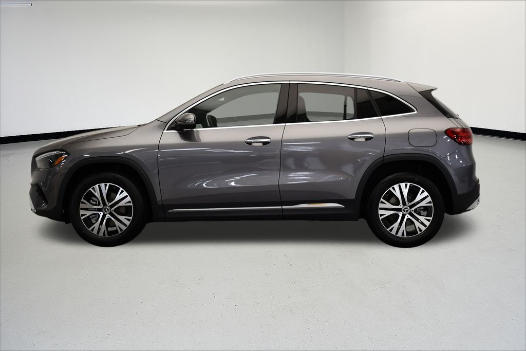 Thumbnail: 2026 Mercedes-Benz GLA - 2