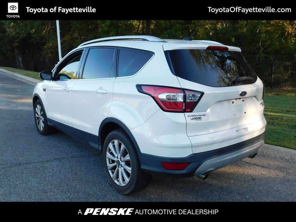 Thumbnail: 2017 Ford Escape - 3