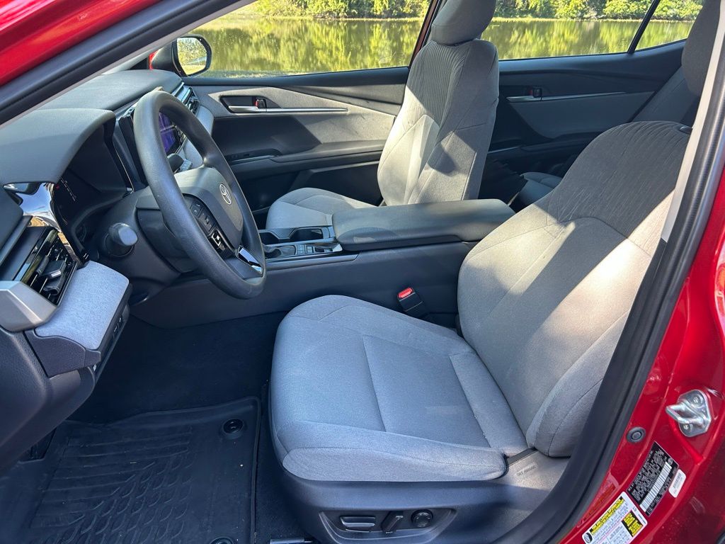 Thumbnail: 2025 Toyota Camry - 14