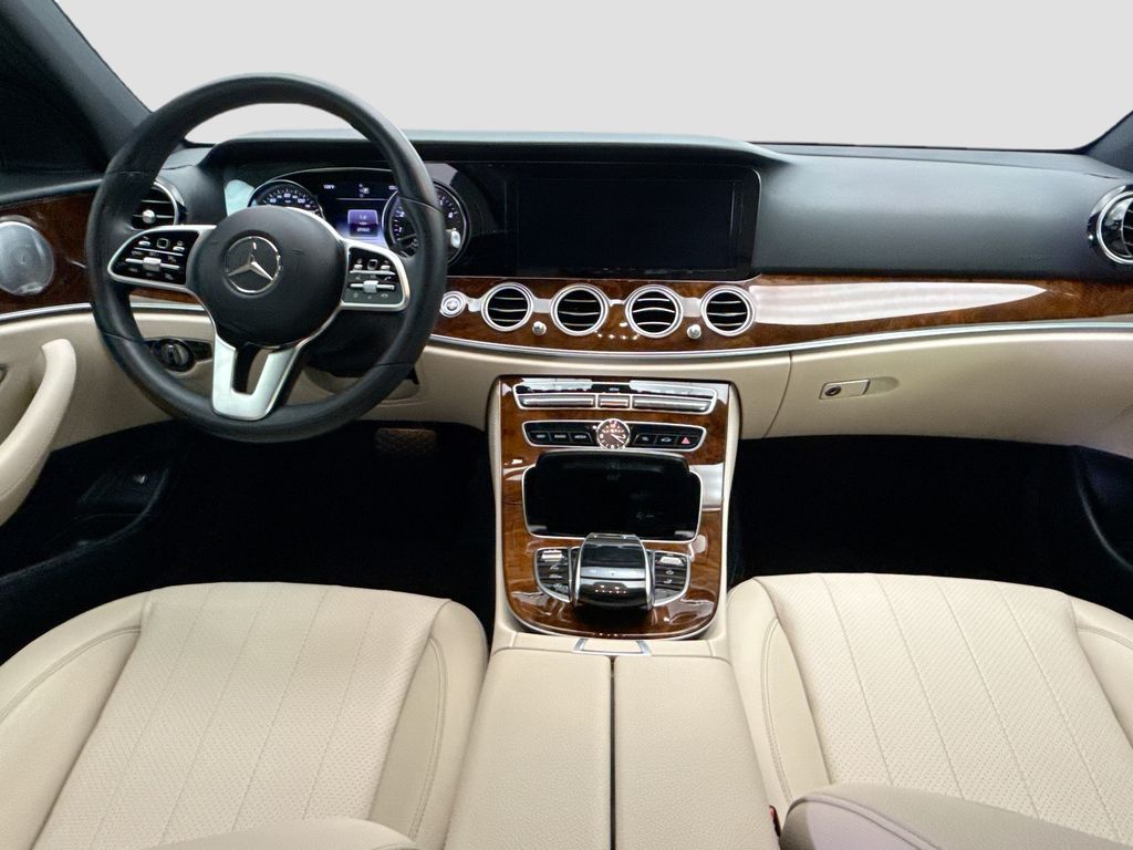 Thumbnail: 2019 Mercedes-Benz E-Class - 13