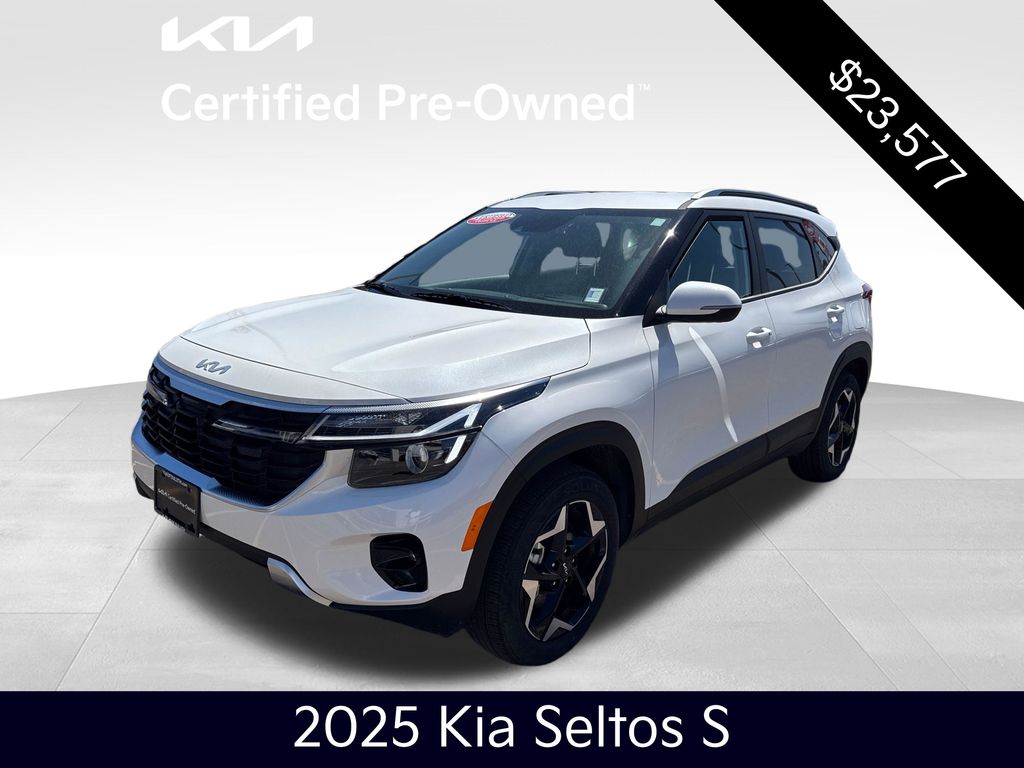 Snow White Pearl 2025 Kia Seltos S AWD SUV / Crossover All-Wheel Drive Continuously Variable Transmission