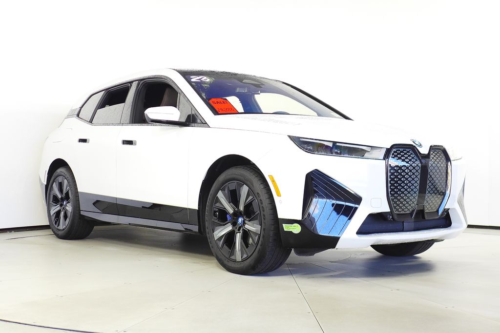 Thumbnail: 2023 BMW iX - 4