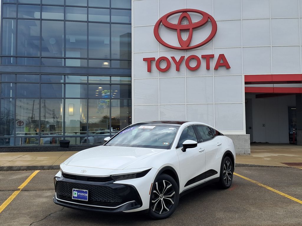 2023 Toyota Crown Limited AWD