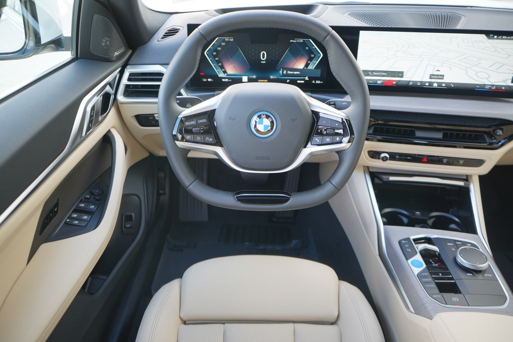 2025 BMW i4 xDrive40 15