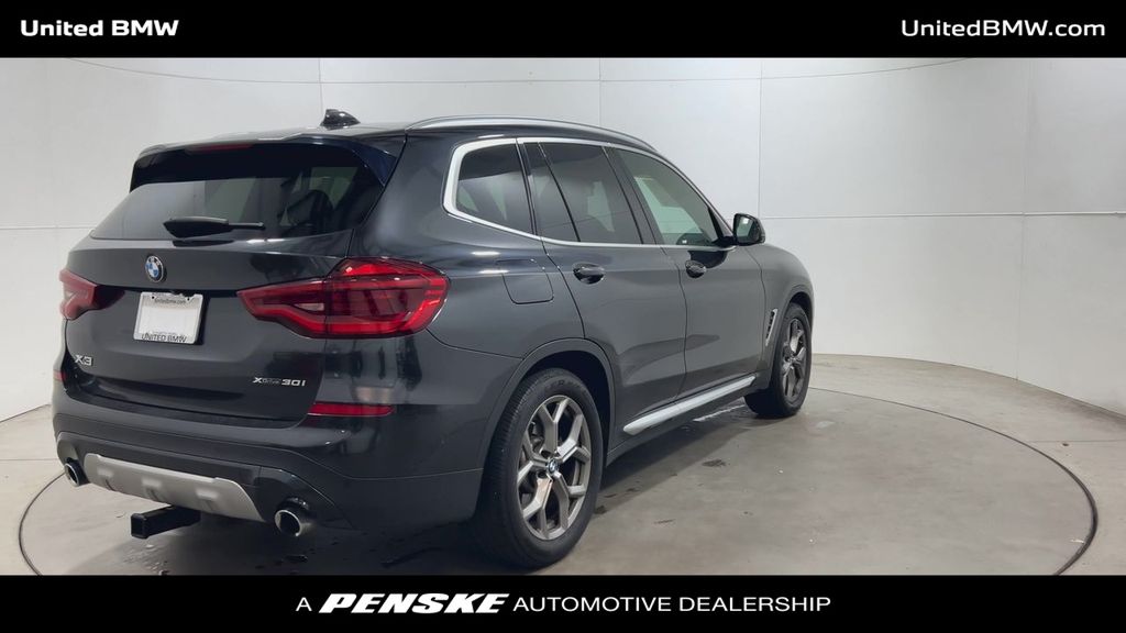 Thumbnail: 2021 BMW X3 - 8
