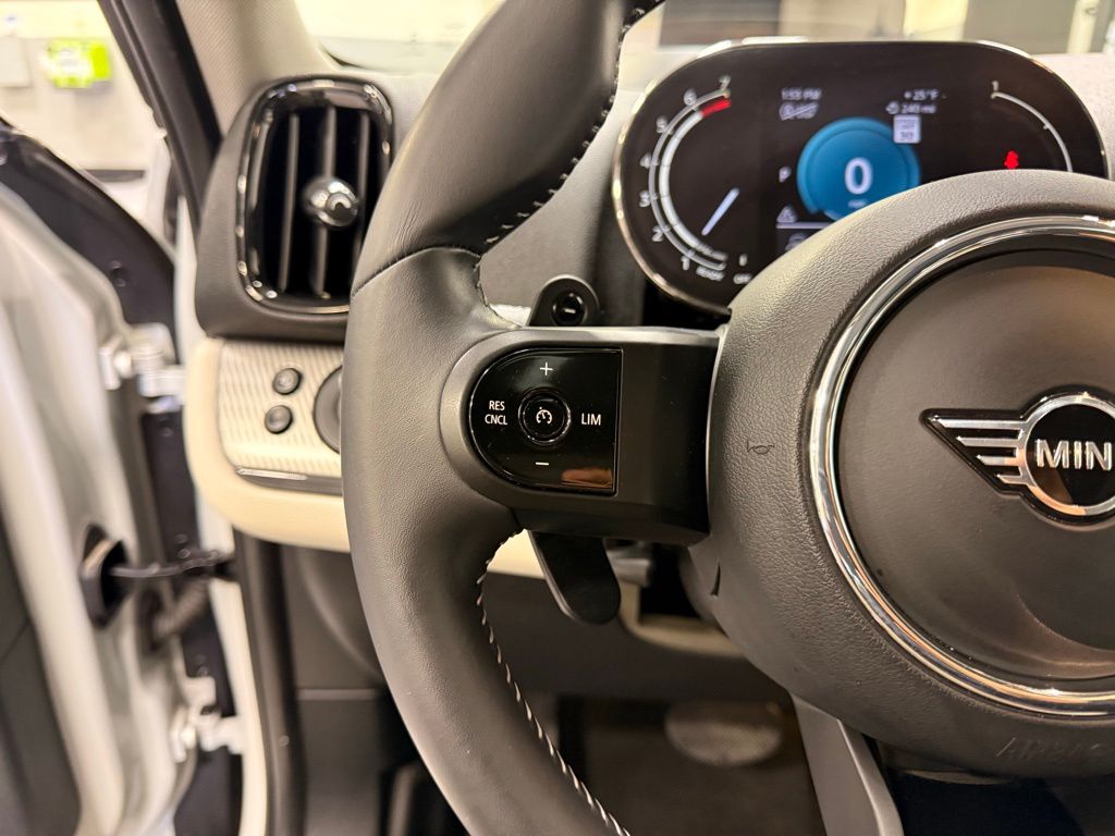 Thumbnail: 2023 MINI Cooper Countryman - 13