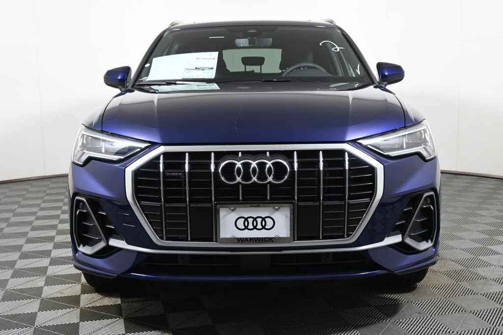 Thumbnail: 2025 Audi Q3 - 9