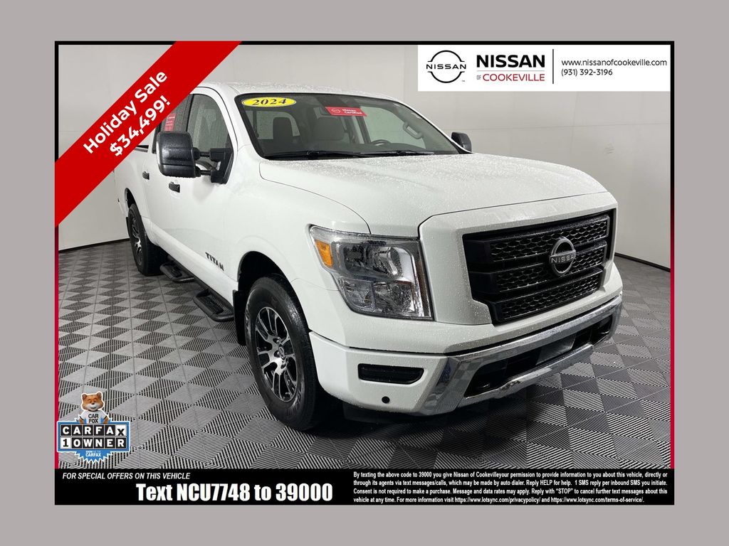 2024 Nissan Titan SV Crew Cab 4WD