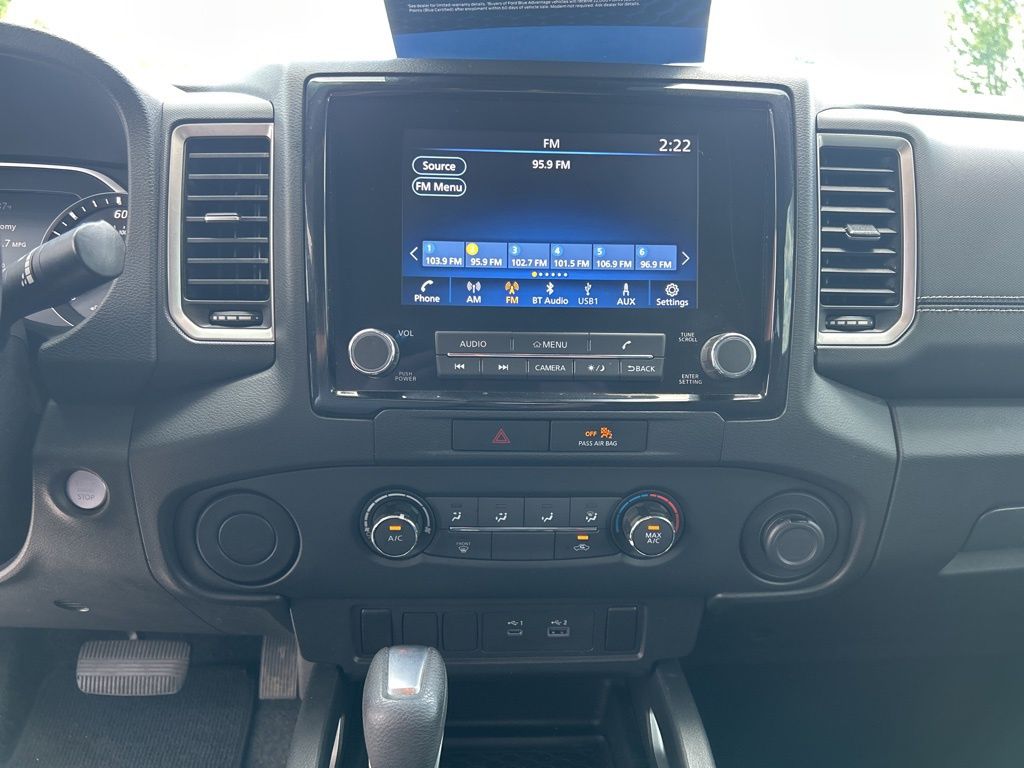 2022 Nissan Frontier SV