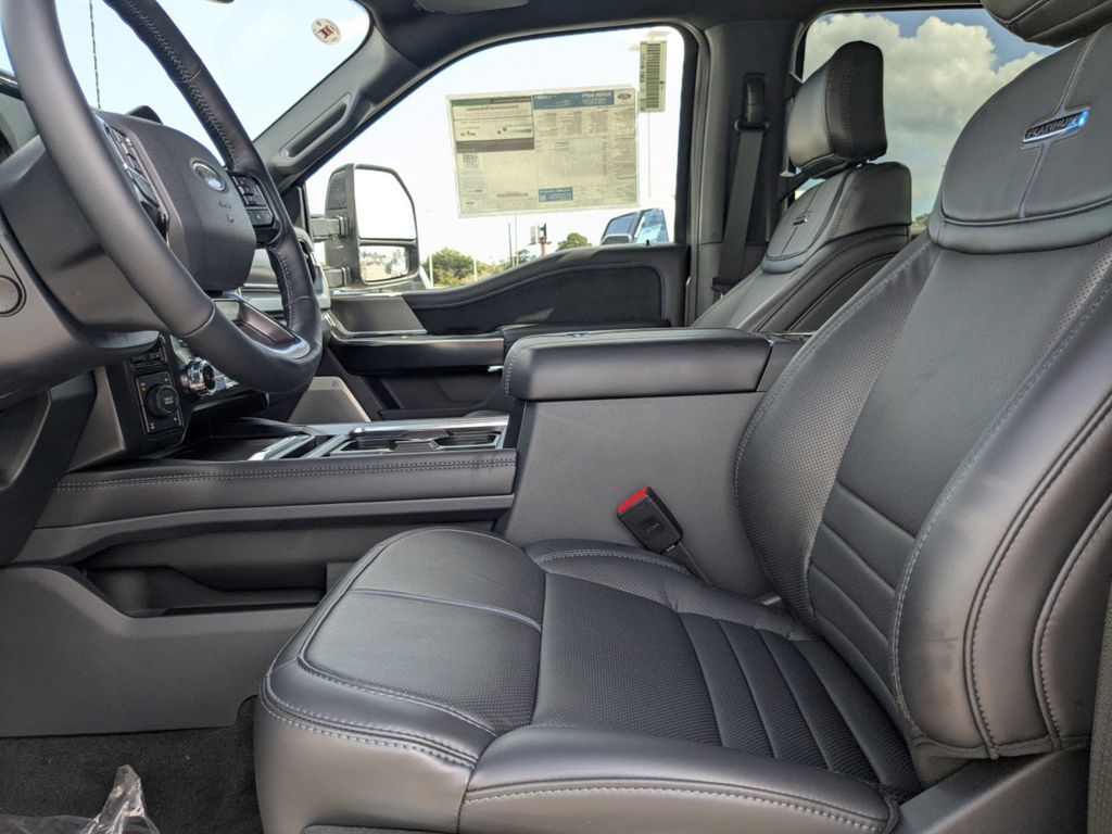 2026 Ford Super Duty F-250 SRW Platinum