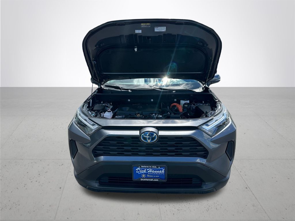 2024 Toyota RAV4 Hybrid LE
