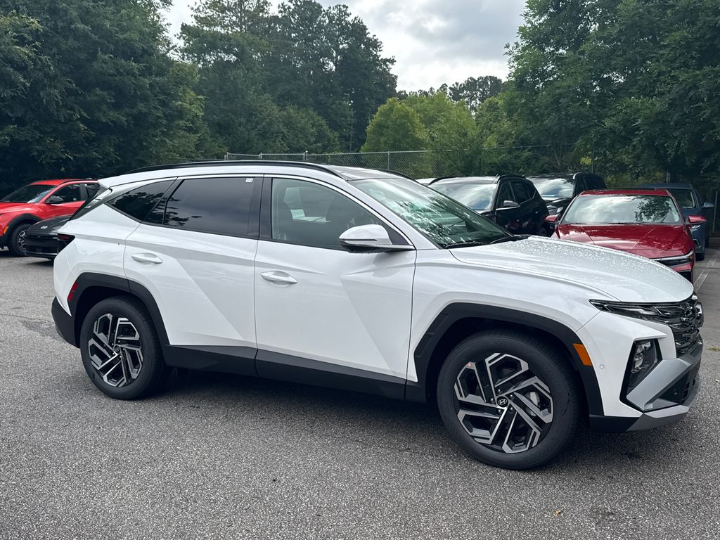 2025 Hyundai Tucson Limited photo 3