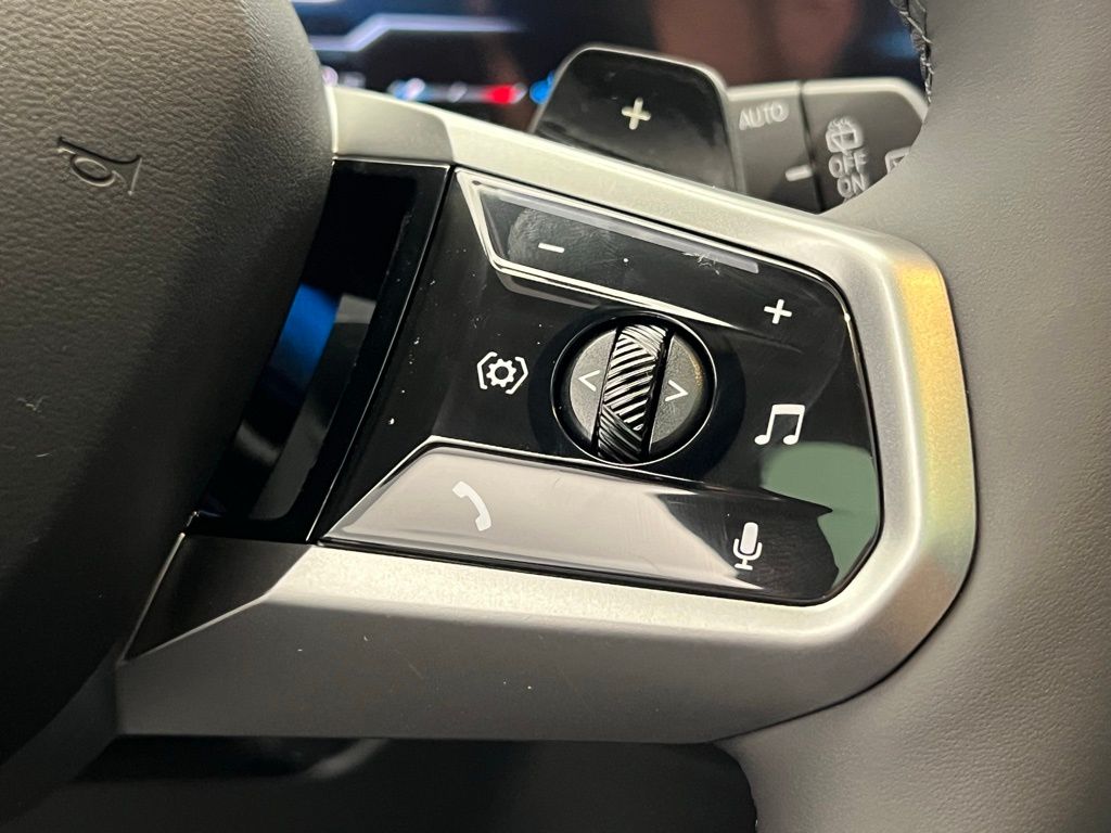 Thumbnail: 2026 BMW X3 - 17