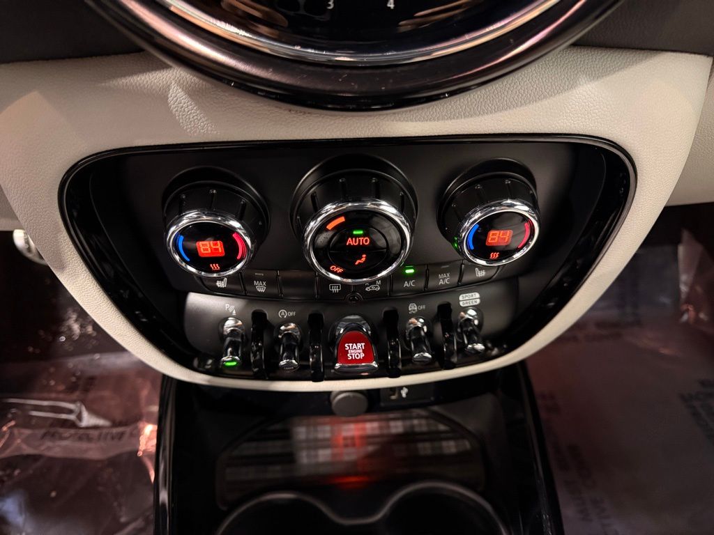 Thumbnail: 2022 MINI Cooper Clubman - 19