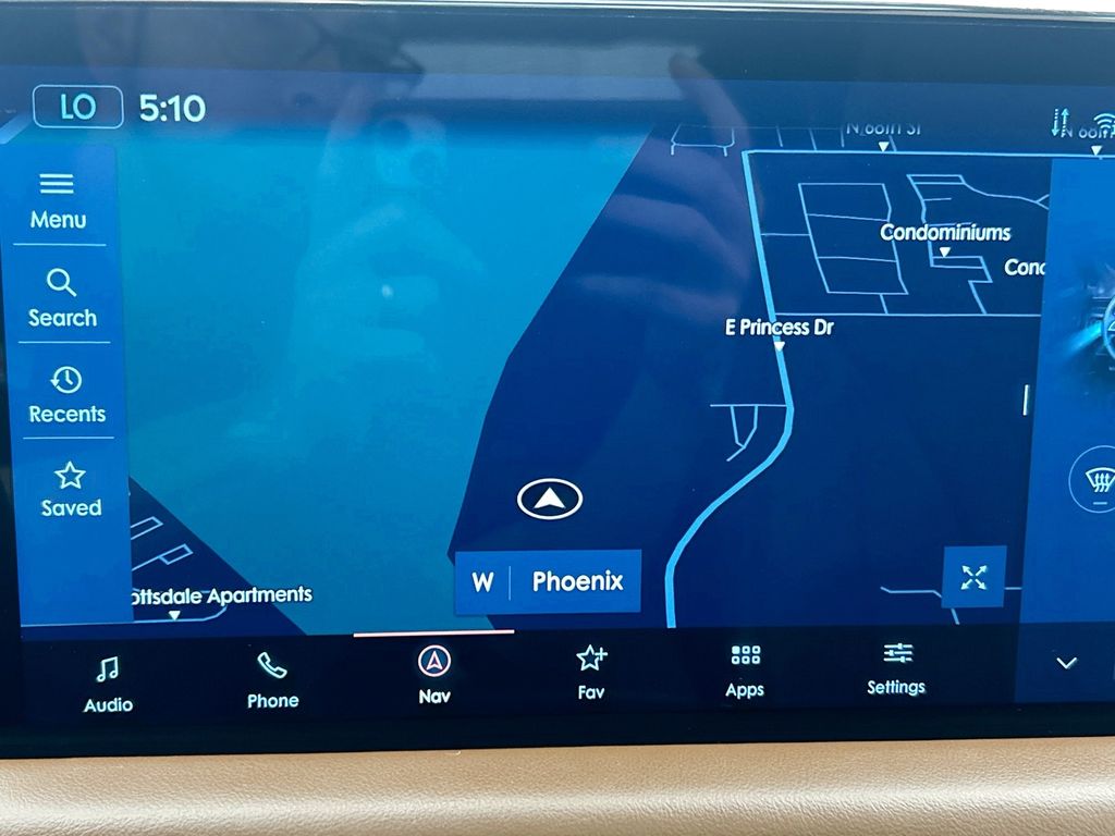 Thumbnail: 2022 Lincoln Nautilus - 16