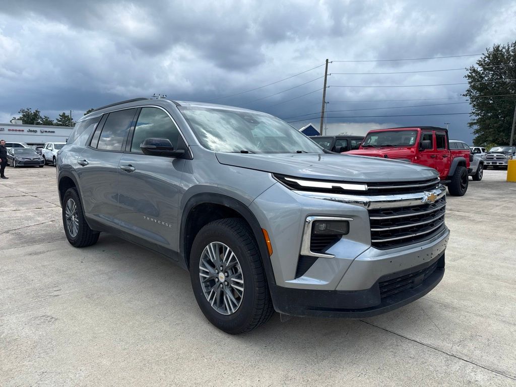 2025 Chevrolet Traverse LT AWD