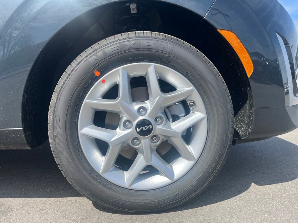 2025 Kia Soul S photo