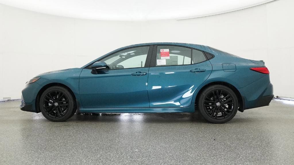 2025 Toyota Camry SE 25