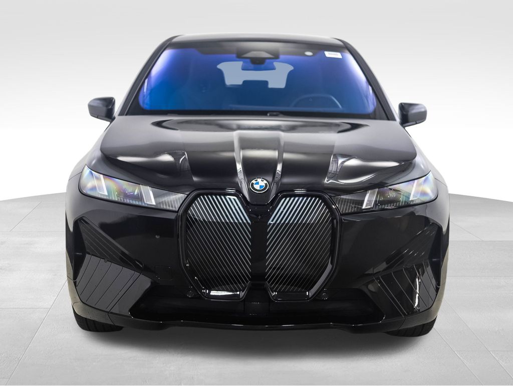 Thumbnail: 2026 BMW iX - 7