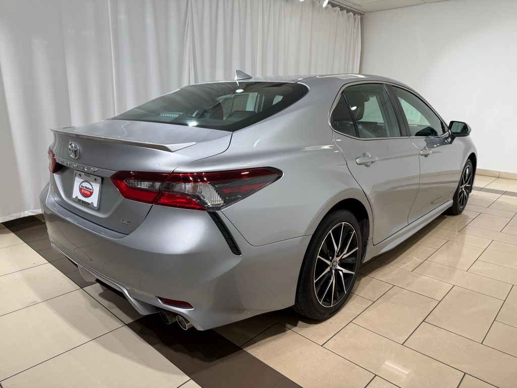 Thumbnail: 2024 Toyota Camry - 5