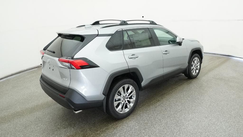 Thumbnail: 2025 Toyota RAV4 - 24