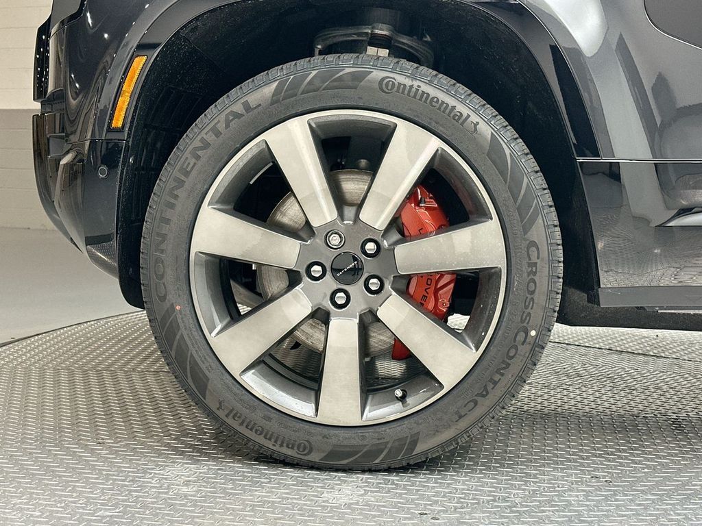 Thumbnail: 2026 Land Rover Defender - 5